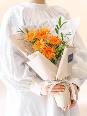 ガーベラの花束 5本 - オレンジ -