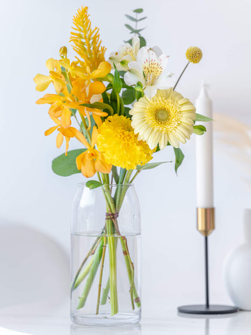 フローリストにおまかせ 季節の花束 S - イエロー -