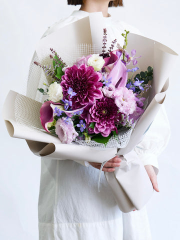 フローリストにおまかせ 季節の花束 L - パープル -