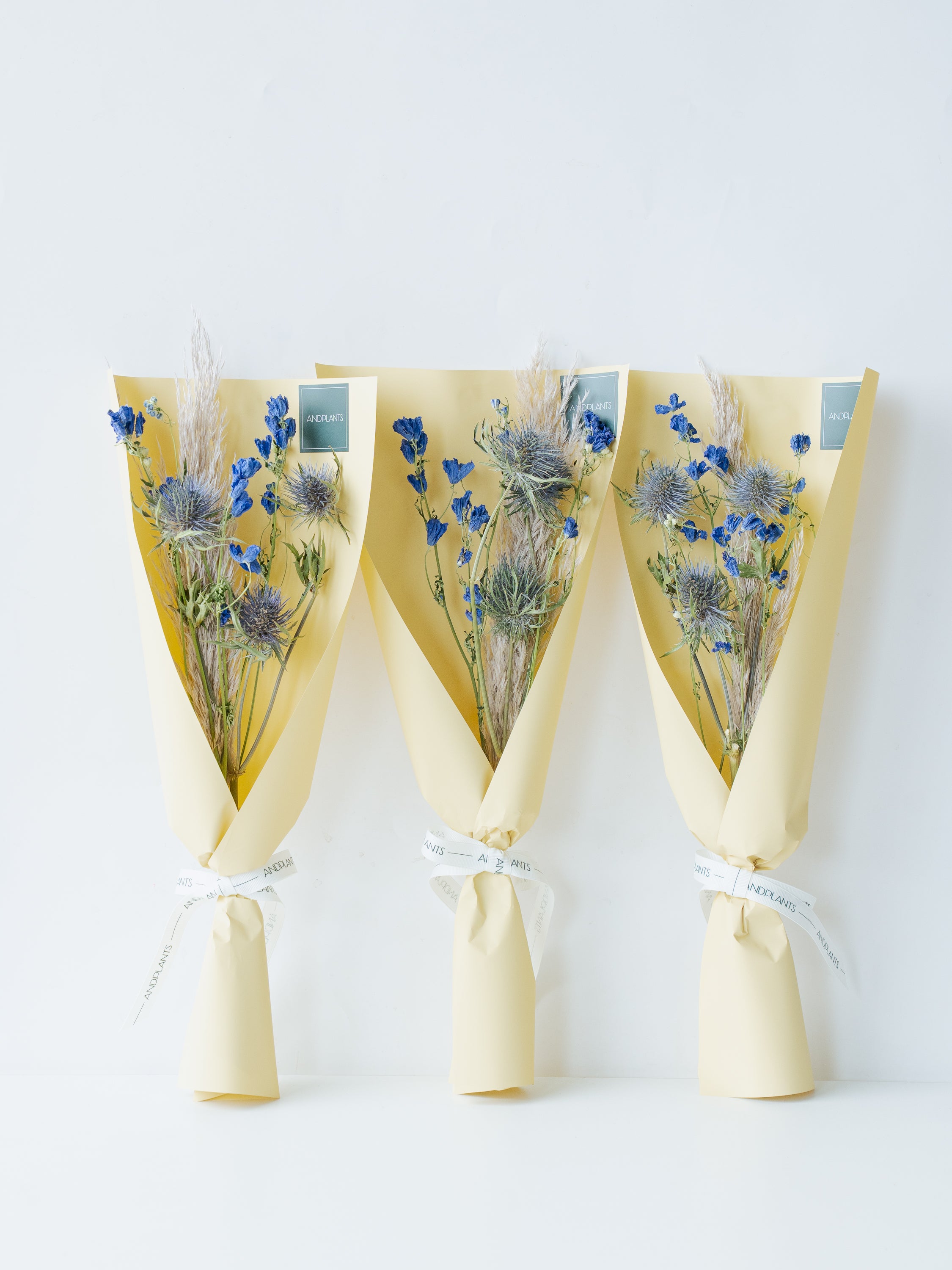 【送別・お祝いなどに】ドライフラワーミニラッピング - Blue3束セット -