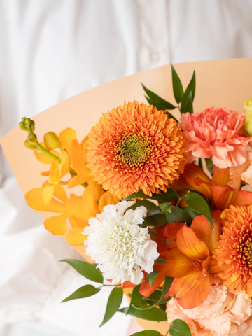 【母の日】ガーベラの花束 - オレンジ -