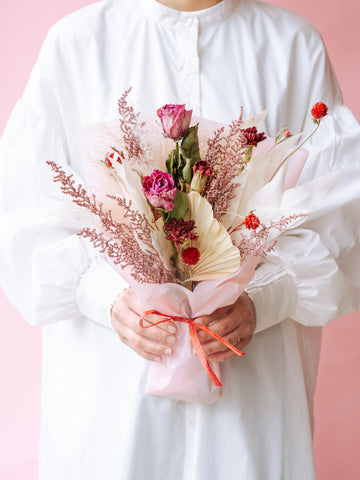 【母の日】花瓶に飾れる ドライフラワーの花束