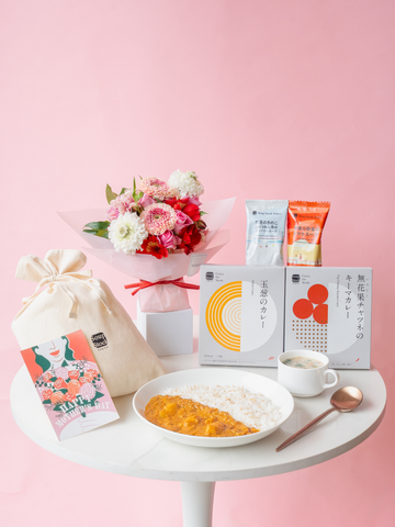 【母の日】スープストックトーキョー「フリーズドライスープとレトルトカレーのセット」とそのまま飾れる花束のセット