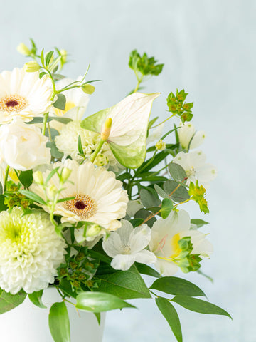 【お供え用】おまかせアレンジ S  - ホワイト -