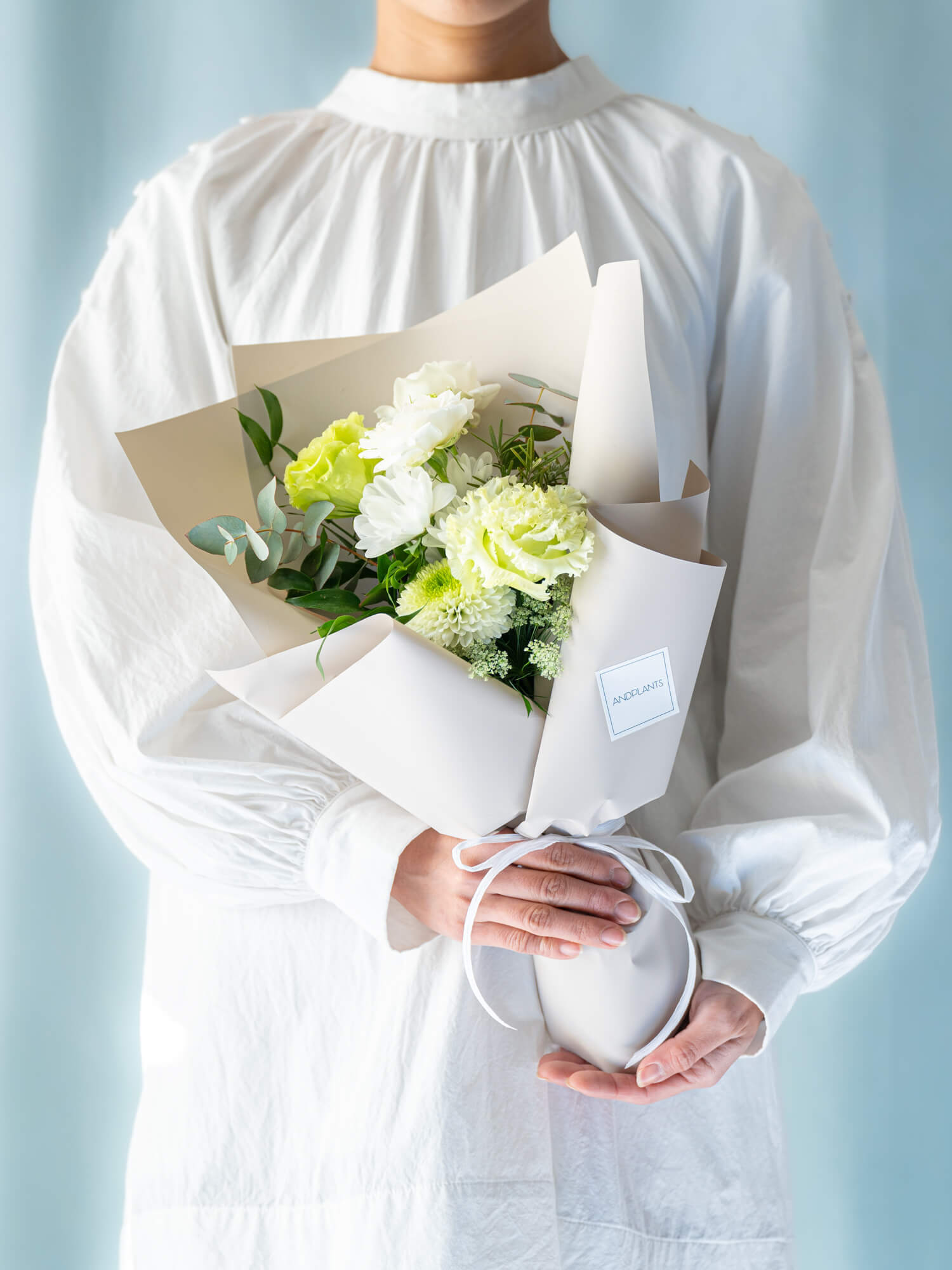 【お供え用】季節の花束 S　- ホワイト -