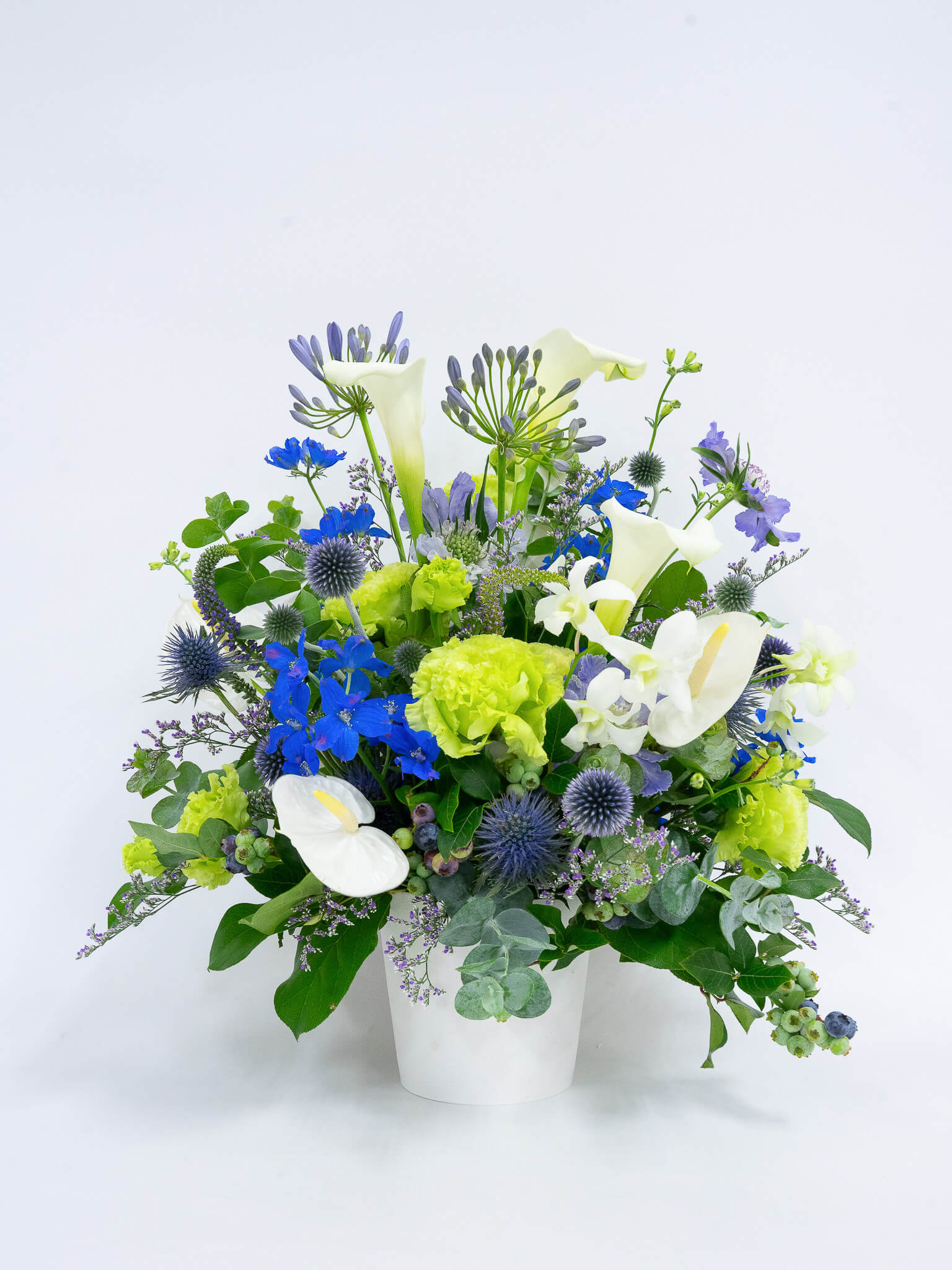 季節のおまかせ生花アレンジ L - ブルー -