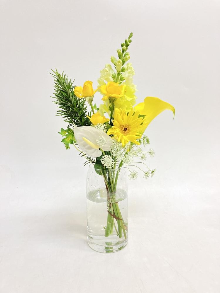 フローリストにおまかせ 季節の花束 S - イエロー -