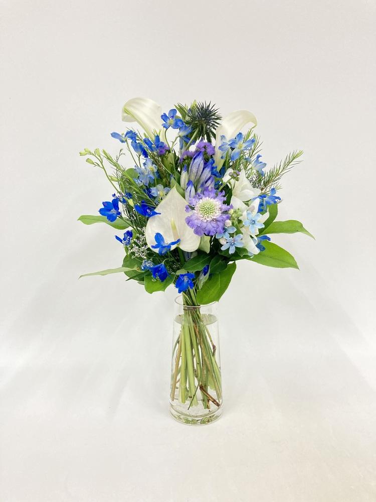フローリストにおまかせ 季節の花束 M - ブルー -