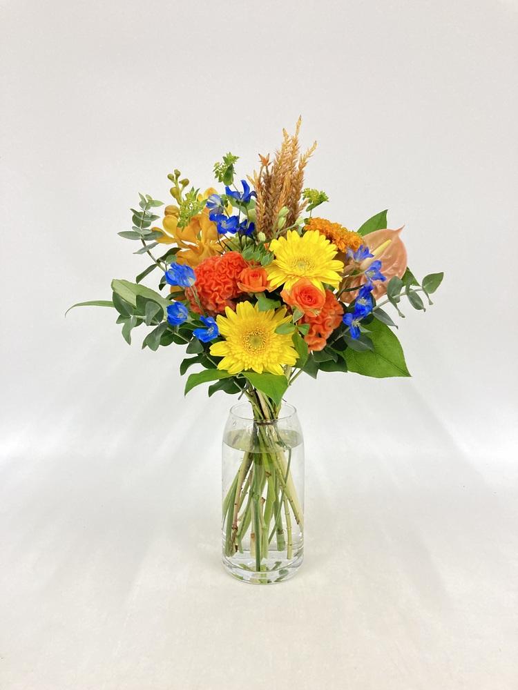 フローリストにおまかせ 季節の花束 M - ミックス -