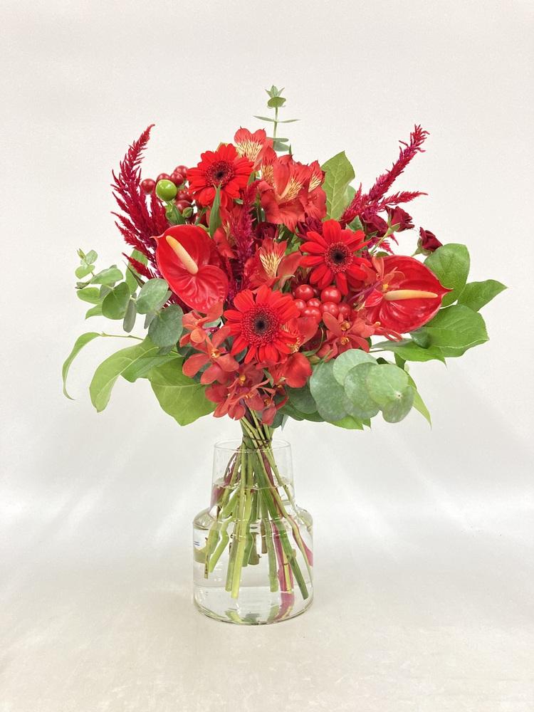 フローリストにおまかせ 季節の花束 L - レッド -