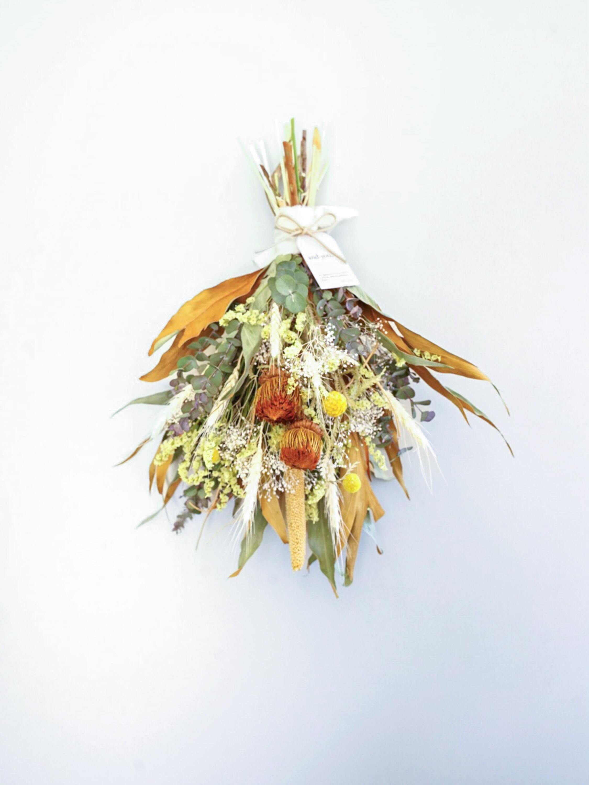【壁に掛ける】ドライフラワーのスワッグ - イエロー -