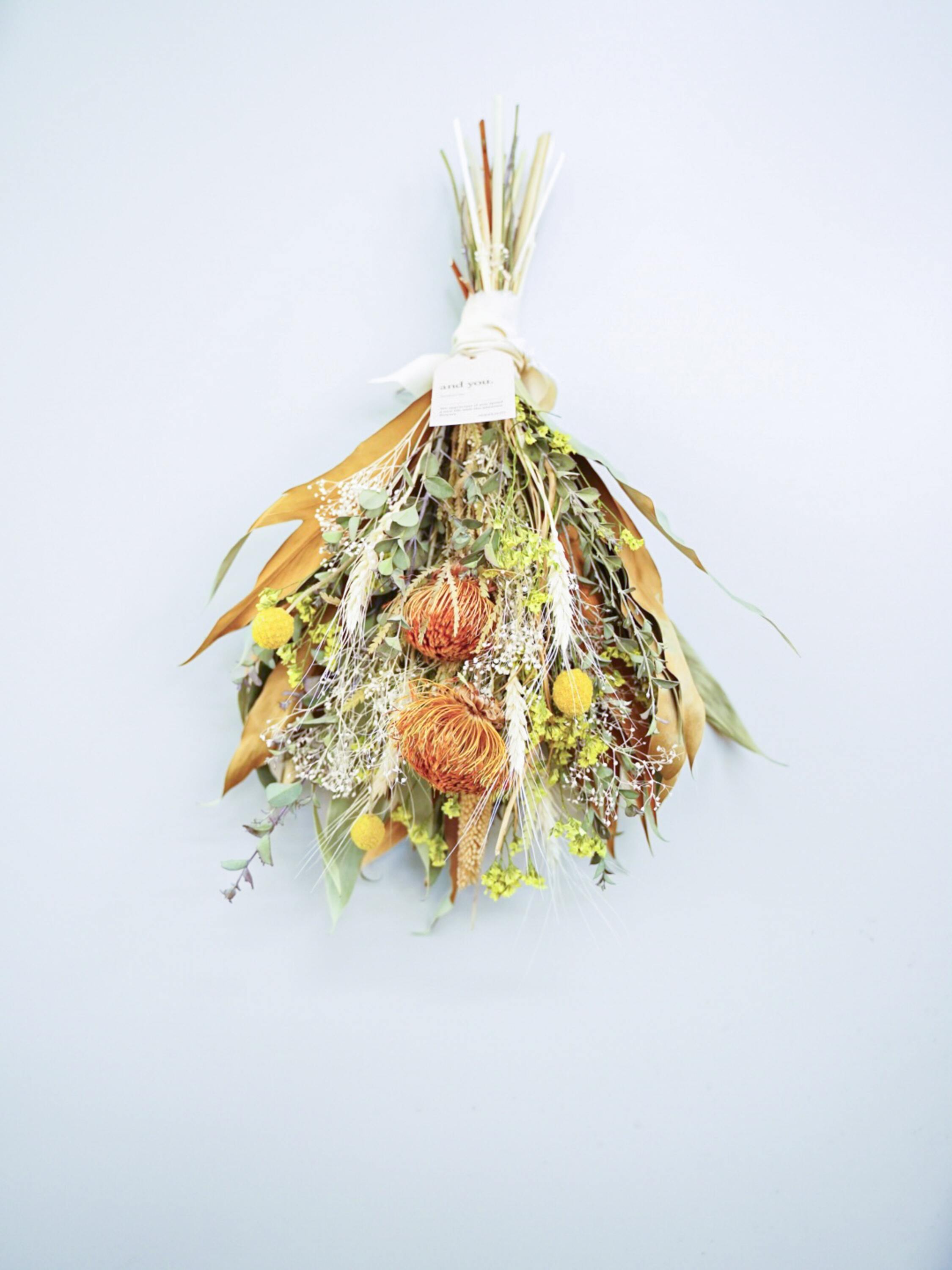 【壁に掛ける】ドライフラワーのスワッグ - イエロー -
