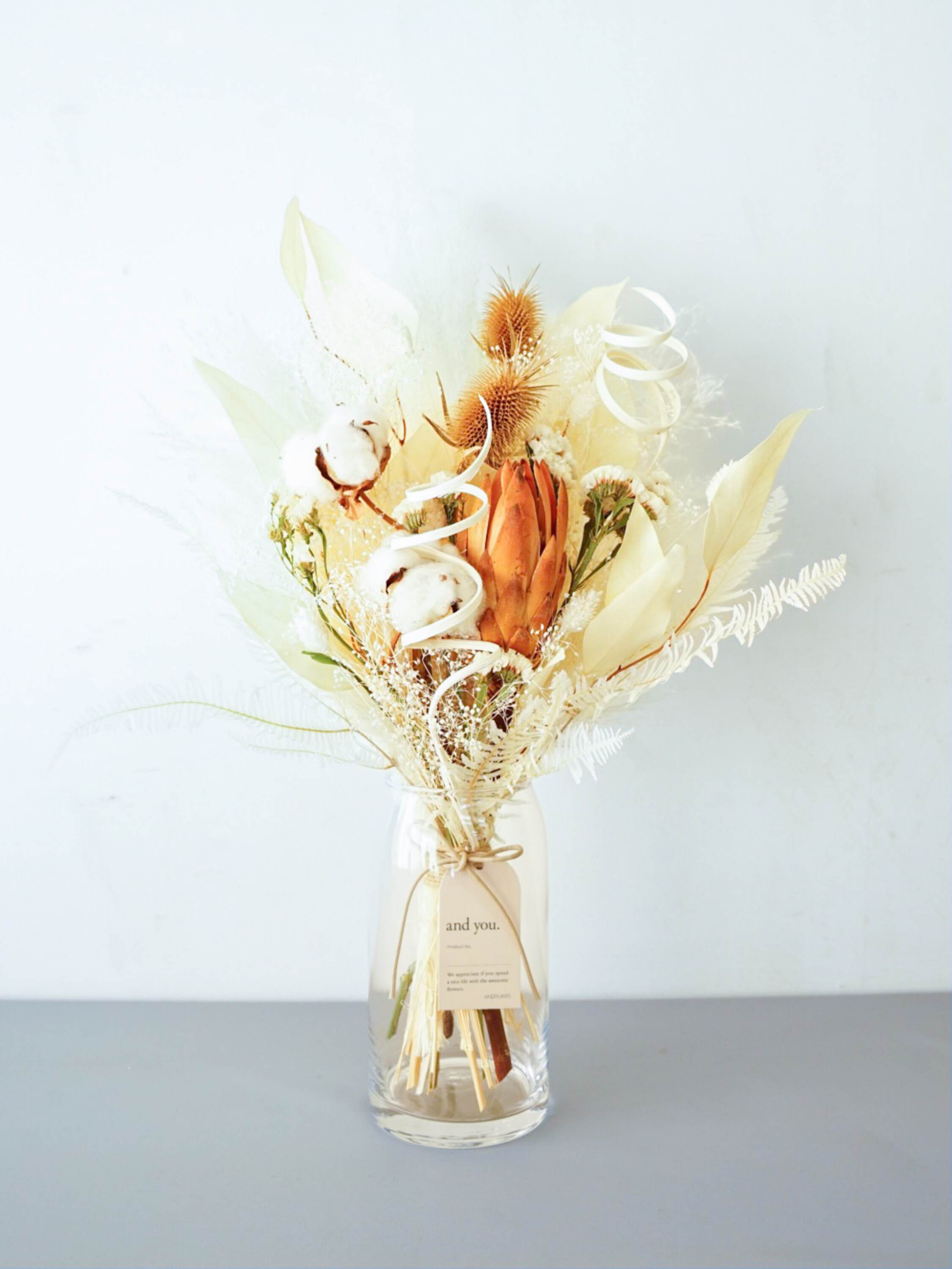 【花瓶に飾れる】ドライフラワーの花束 M - ベージュ -