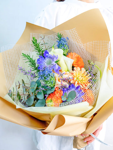 【送別・お祝いなどに】セレブレーション花束 - Cool Color MIX -